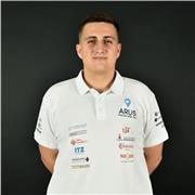 Estudiante de Ingeniería Aeroespacial imparte clase en verano para niños hasta 4º de la ESO
